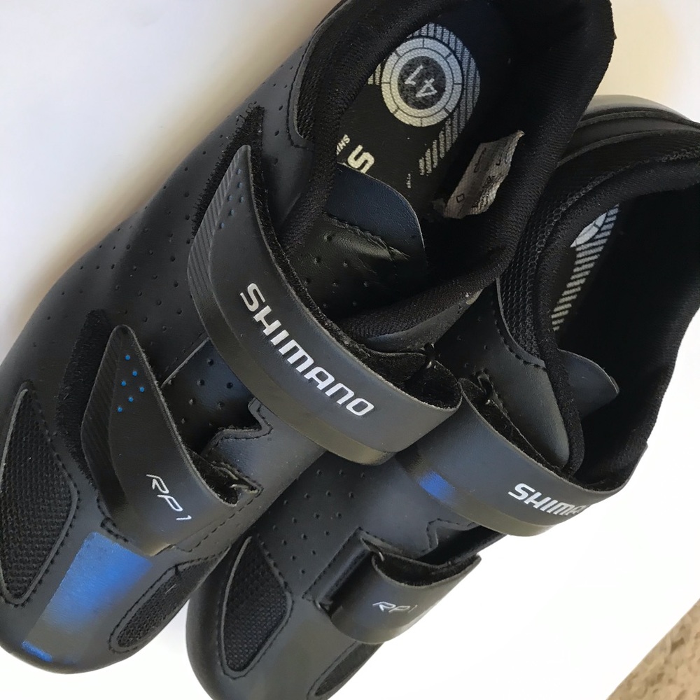 Shimano RP1 cycling shoes with look delta cleats